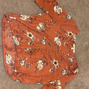 I am selling this medium shirt